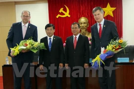 Dutch businesses seek opportunities in Binh Duong