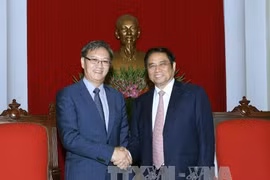 Lao ambassador vows to bring Vietnam-Laos ties to new height