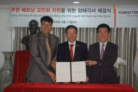 Kumho Tire extends funding for Vietnamese people’ activities in RoK