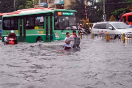HCM City flood-control project to proceed
