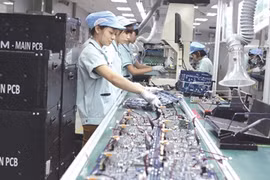 Vietnam needs new wave of investments: official 