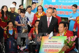 Paralympic delegation returns home from Rio
