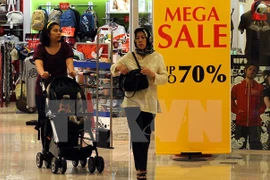 Malaysia’s economy picks up 5 percent in 2015 