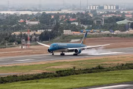 Hai Phong’s Cat Bi airport welcomes new-generation aircraft
