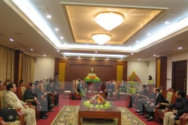 Hoa Binh, Laos’s Houaphane province step up friendship relations 