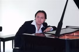 Vietnamese talented pianist to perform at Toyota concert