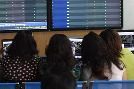 Financial firms pull markets down