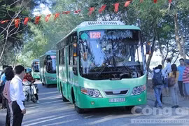 HCM City pilots electricity-powered bus service