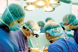 Lung transplants coming to Vietnam hospitals in 2017