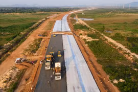 Cambodia develops rural road network (Photo: thebettercambodia.com)