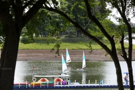 Nong Bon Lake Park, which boasts a popular water sports centre in Prawet district of Bangkok, is among the sites earmarked for improvements to help celebrate the birthday of His Majesty the King. (Photo: bangkokpost.com)