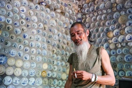 “Crazy” man and his unique ceramic house in Vinh Phuc province