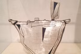 A Kogei artwork is on display at the exhibition Art of Kogei – Spirit of Kyoto. Photo nhandan.com.vn