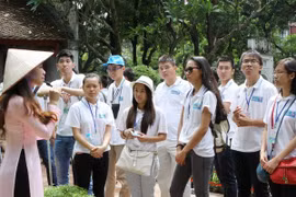 Summer camp arouses youngsters’ love of homeland 