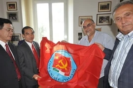 The delegation from Communist Review in Italy. (Source: VNA)