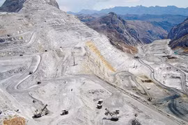 Professor David Mulligan, an expert with 25 years of experience in developing and researching resources, said the Australian Government's co-operation with Viet Nam aimed to build a sustainable mining strategy. (Photo: tinmoitruong)