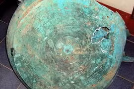 The bronze drum founded in Yen Bai province.
