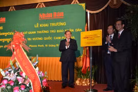 Nhan Dan (People) newspaper, the central organ of the Communist Party of Vietnam (CPV), launched its representative office in Cambodia on October 16 (Photo:VNA)