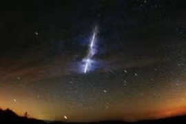 A meteor shower (Photo: policymic.com)