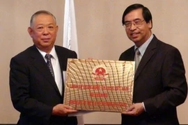 Two Japanese become VN’s honorary consuls 