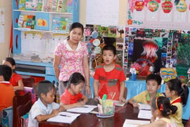 Numerous activities are also planned for the action month such as presenting gifts and scholarships for children. (Photo: VNA)
