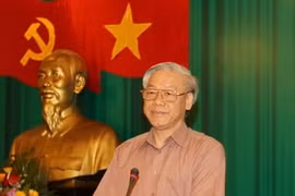 Party General Secretary Nguyen Phu Trong speaks at the session (Source: VNA)