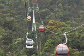 The car cable system leading to the Ba Na tourism area in Da Nang (Photo: VNA)