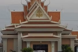Bavet border gate, Cambodia (source: Internet)