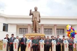 At the school inauguration ceremony (Photo: VNA)