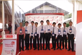 Viet Nam has won two gold medals at the 2013 Asian Physics Olympiad (AphO). Photo: VNA