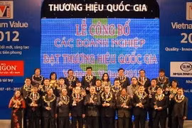 Deputy PM Hoang Trung Hai honours National Brand winners (Source: VNA)
