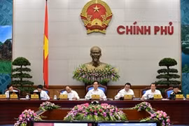 Prime Minister Nguyen Tan Dung chaired the Government’s monthly meeting on June 29. (Photo: news.chinhphu.vn)
