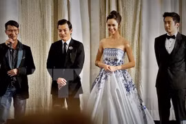 Vietnamese actors and actress at the debut ceremony. (Photo: VNA).