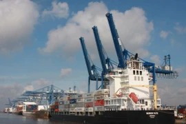 Export, Import goods at Cai Lai Port, Ho Chi Minh City (Photo:VNA)