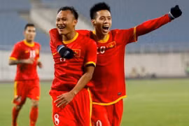 Vietnam’s football team remain atop the Southeast Asian region (Photo: VNA)