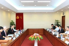 The talks in Hanoi on Sept. 30 (Photo: VNA)