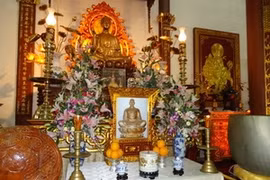 Anniversary of King-Monk Tran Nhan Tong’s death commemorated 
