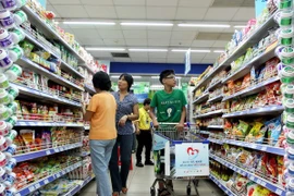 July inflation remained under control with the rise in consumption price index kept at low level (Photo: VNA)