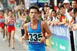 Do Quoc Luat of the Border Guard team topped the men’s open category (Source: VNA)