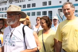 Foreign tourists (Photo: VNA)