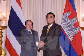 Thai Prime Minister Prayuth Chan-ocha receives Cambodian Deputy Prime Minister and Minister of Foreign Affairs and International Cooperation Hor Nam Hong (Source: xinhua)