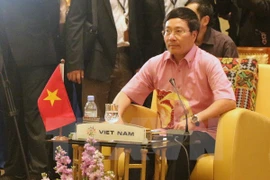 Foreign Minister Pham Binh Minh at the ASEAN Foreign Ministers’ Retreat in Malaysia (Photo: VNA)