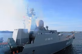 Vietnam's Ly Thai To HQ-012 fleet (Source: quandoinhandan)