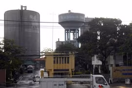 A polluted facility of the Ha Tien Cement in Thu Duc District, HCM City. The city said that all polluting companies must be moved out of the centre city by year-end (Photo vnexpress.net)