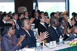 Vietnam affirms ties with African countries 