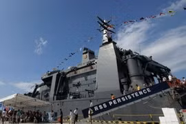 Singapore’s naval ship visits Da Nang 