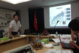 Tuan said Vietnam plans to send a nano-satellite weighing 10kg to orbit in 2016 (Photo: hanoimoi.com.vn)