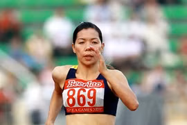Vu Thi Huong of Viet Nam snatches a double title at the Track and Field International Championships which closed in HCM City on Saturday. Huong triumphed in the women's 100m and 200m events. — Photo tdtt.gov.vn