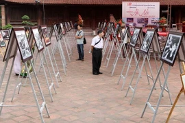 A month-long photograph exhibition at the Van Mieu-Quoc Tu Giam (Temple of Literature)