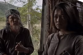 A scene of the film Nhung dua con cua lang (Children of the village)